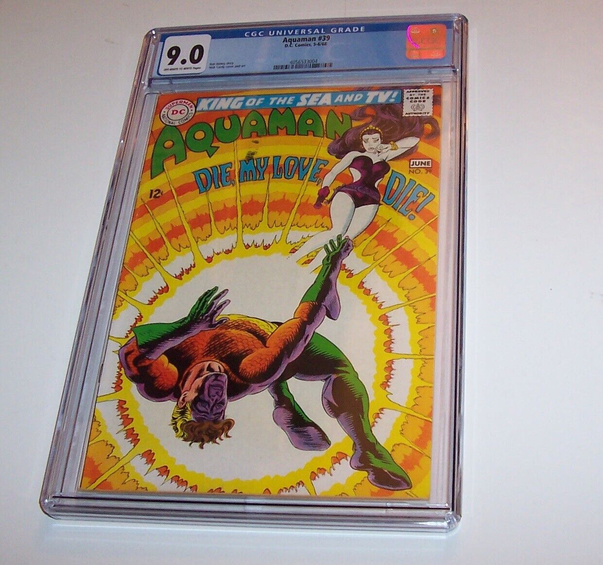 Aquaman #39 - DC 1968 Silver Age issue - CGC VF/NM 9.0 - Nick Cardy cover