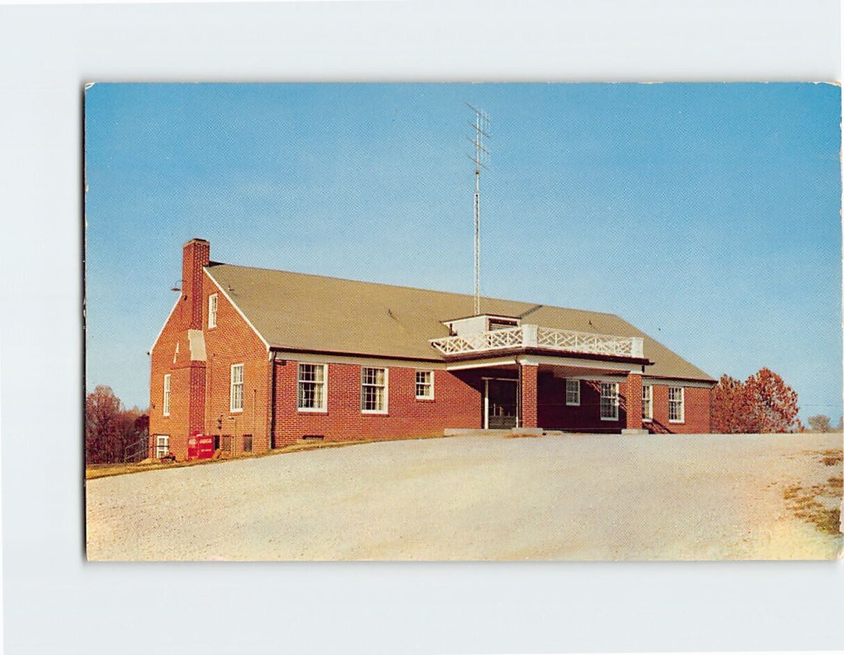 Postcard Huntingburg Country Club on Huntingburg Indiana USA