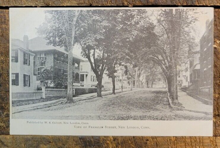 View of Franklin Street, New London, Conn. - Postcard c. 1907-1915