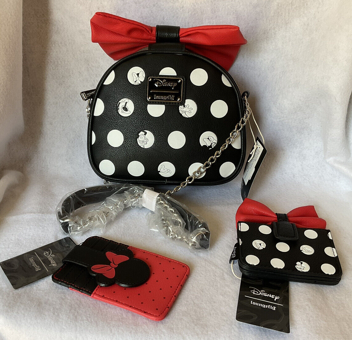 Disney Loungefly Minnie Mouse Crossbody Bag W Accessories Polka Dot Red Bow New