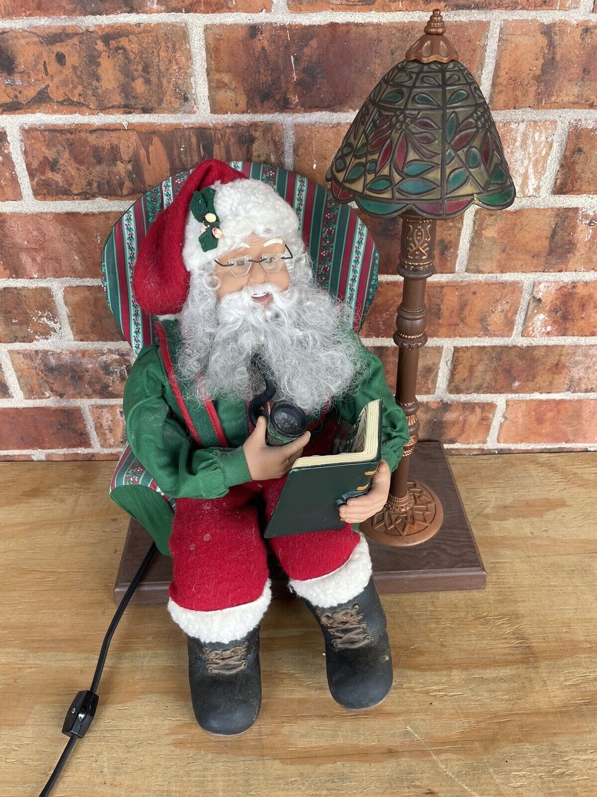 ⭐️ VTG Animated Reading Santa On Chair And Tiffany Lamp⭐️1996⭐️Tested Working⭐️