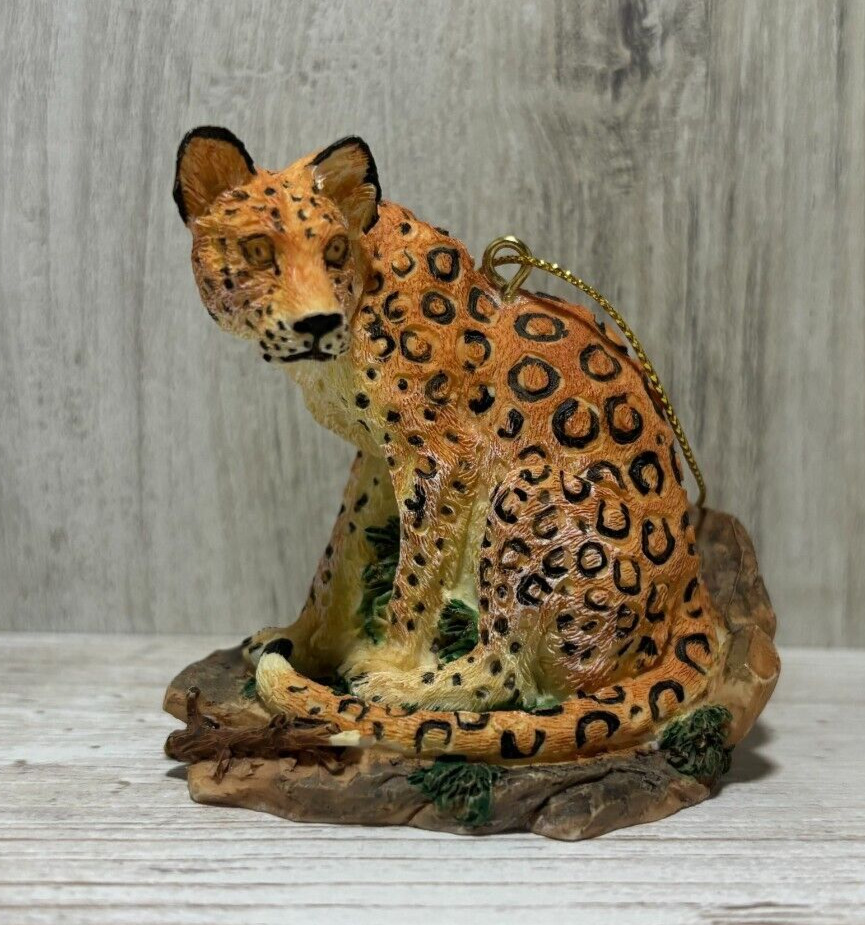 WWF World Wildlife Fund Leopard Ornament Bloomingdale\'s 2001 Big Cat