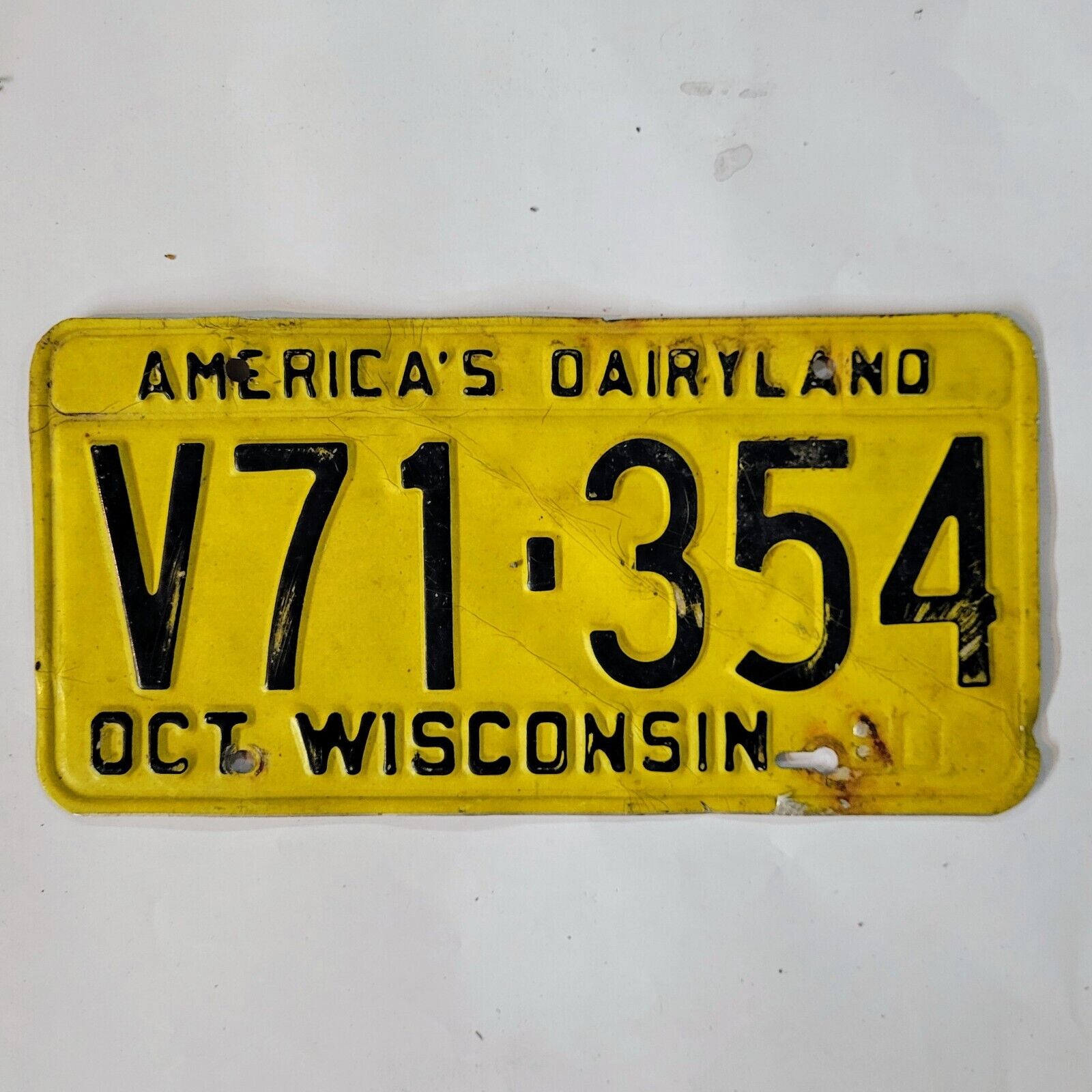 WISCONSIN License Plate 🔥FREE SHIPPING🔥 V71 354 ~ VINTAGE ANTIQUE 