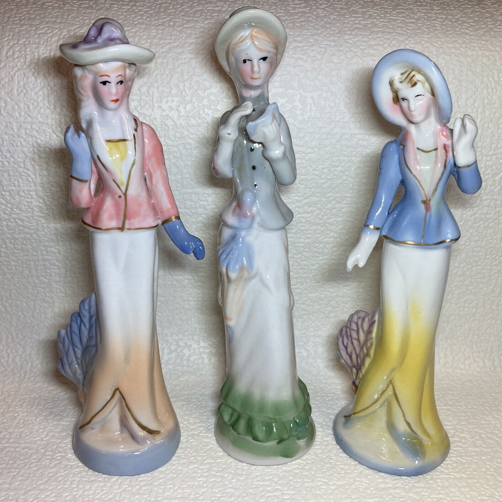 Three Vintage Porcelain Fancy Sophisticated Ladies with Hats 8\