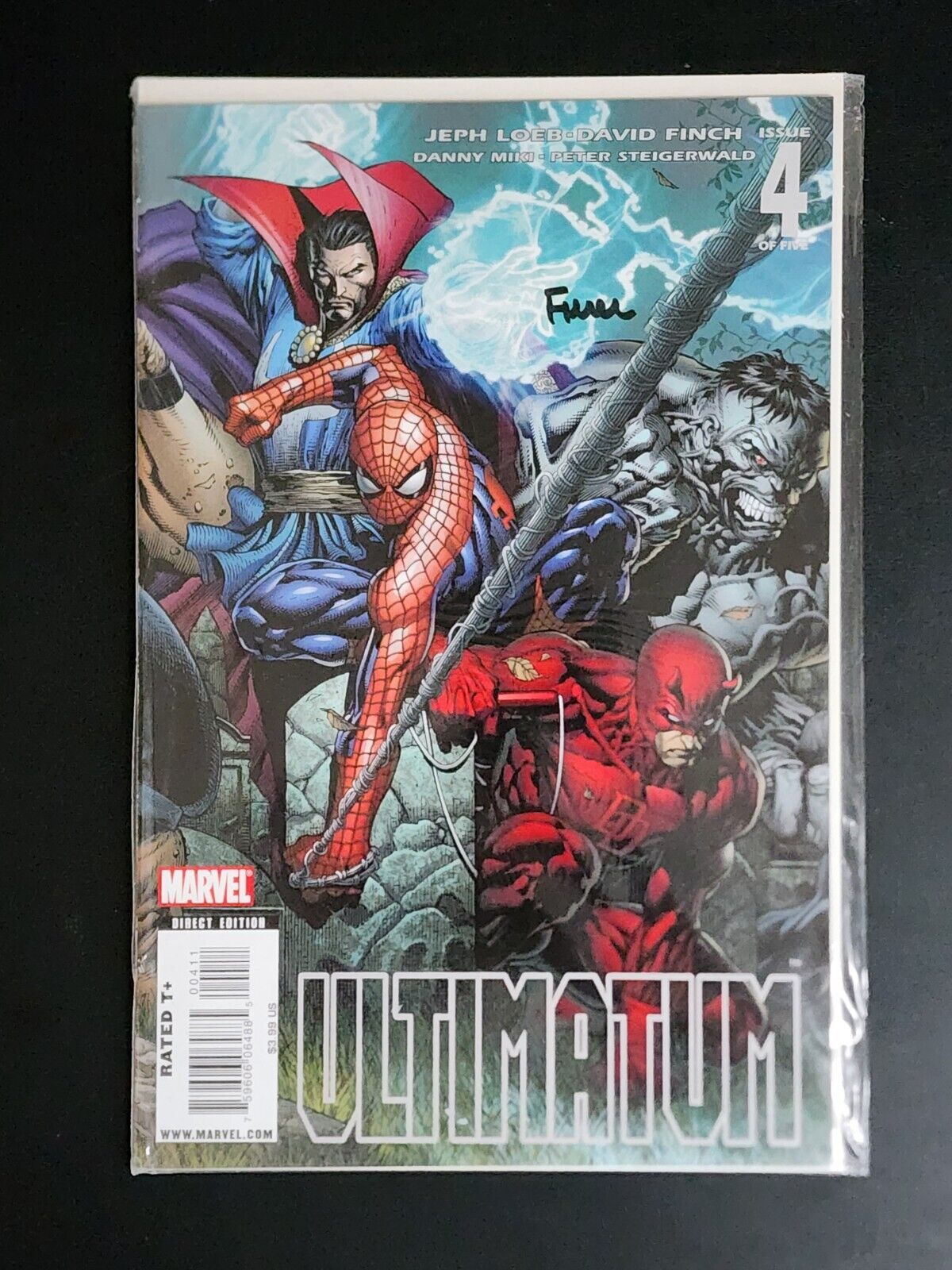 Marvel Comics Ultimatum #4 Signed by David Finch with COA