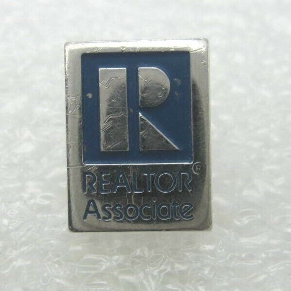 Realtor Associate Real Estate Lapel Pin (A510)