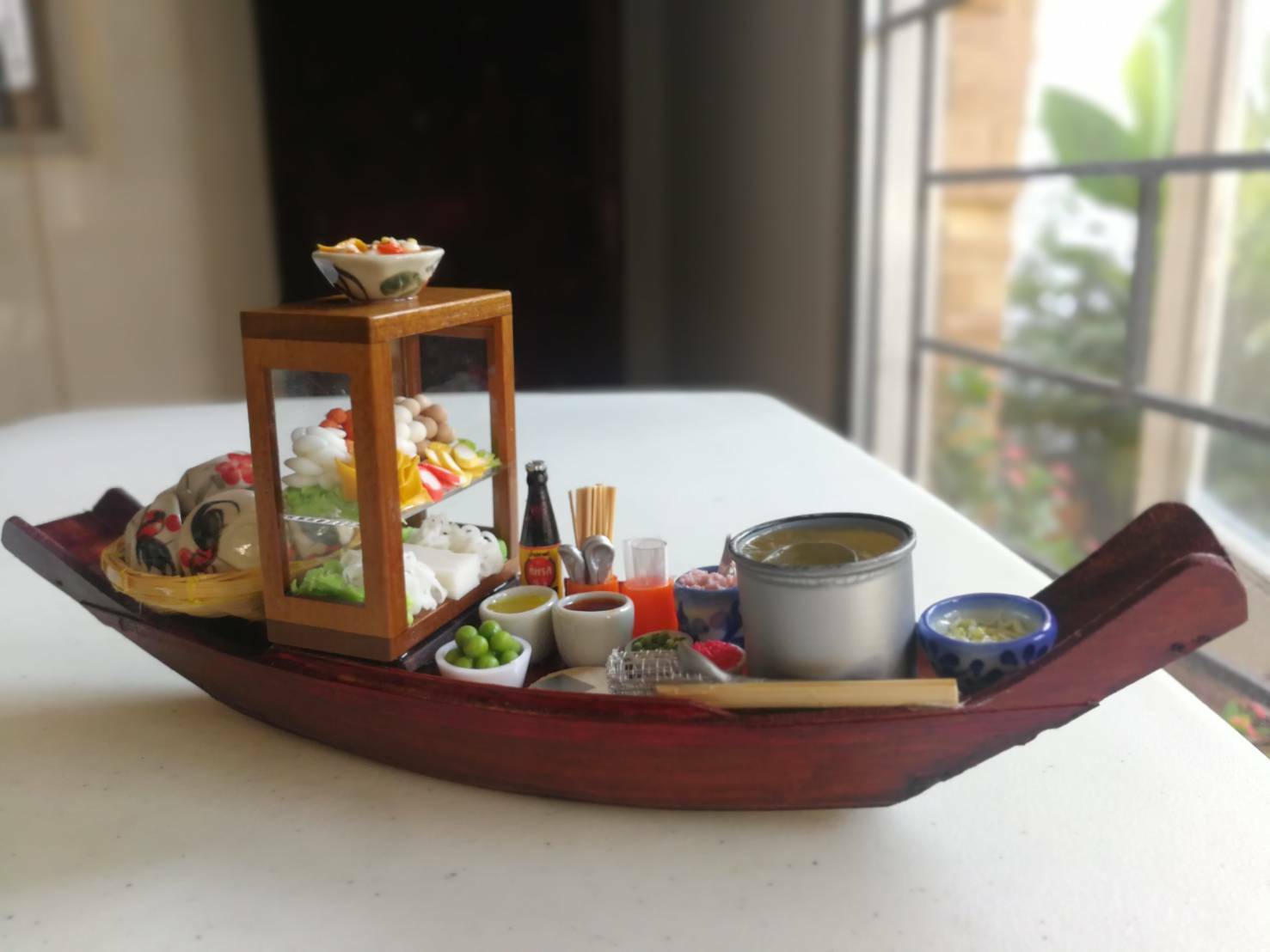 Thai Miniature Floating Boat Sell Food Noodle Soup Market Model Clay Dollhouse