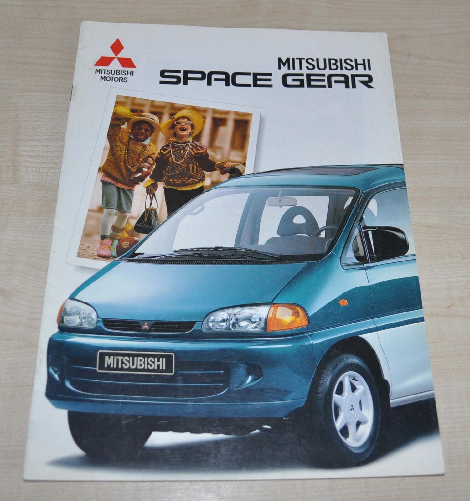 1995 1996 Mitsubishi Space Gear Van 4WD Allard Bus Brochure Prospekt DE