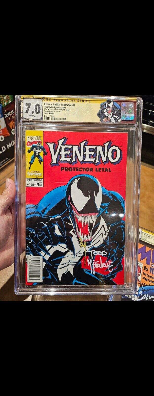 venom lethal protector #1 Spanish Edition. CGC 7.0 Sign By TODD MCFARLANE 