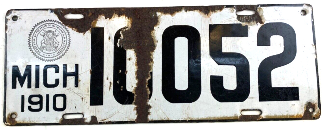 Michigan 1910 Old License Plate Porcelain Auto Tag Vintage Wall Decor Collector