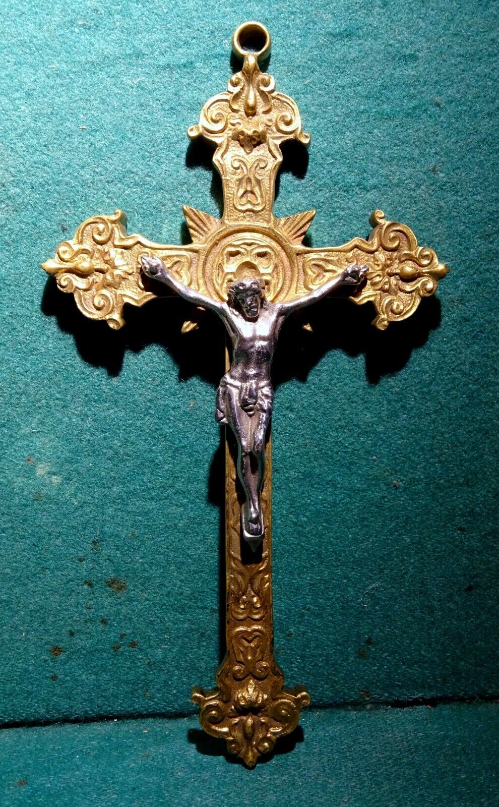 Old VERY DECORATED METAL (BRONZE?) WALL CRUCIFIX CROSS 215mm