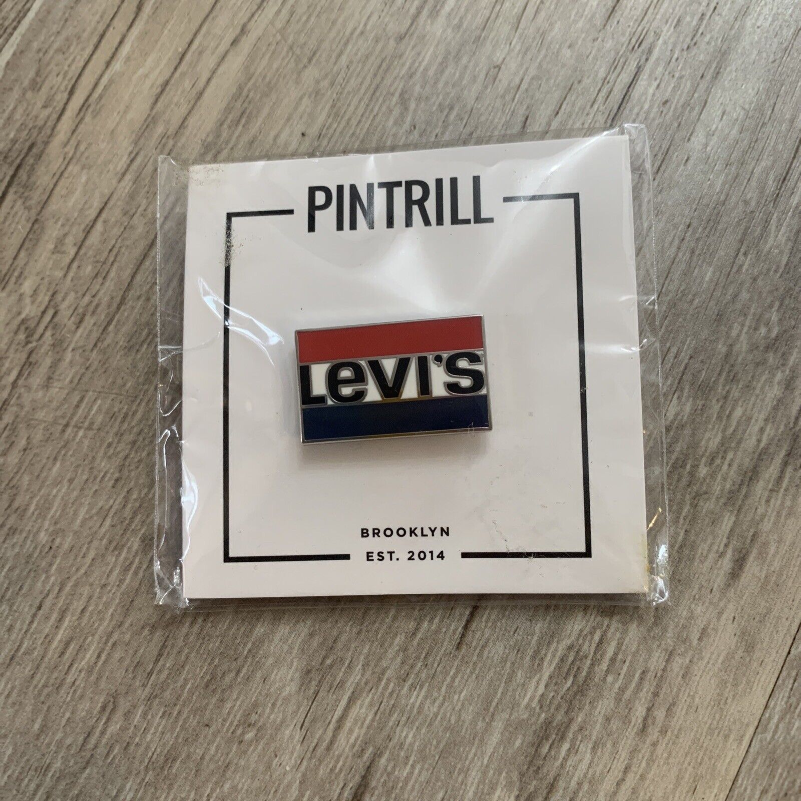 ⚡RARE⚡ PINTRILL x LEVI'S Logo Levi's Pin *BRAND NEW SEALED* LIMITED EDITION