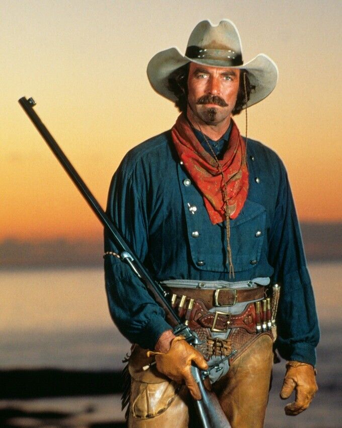 Tom Selleck Quigley Down Under  8 x 10 Photo Old West Cowboy Movie