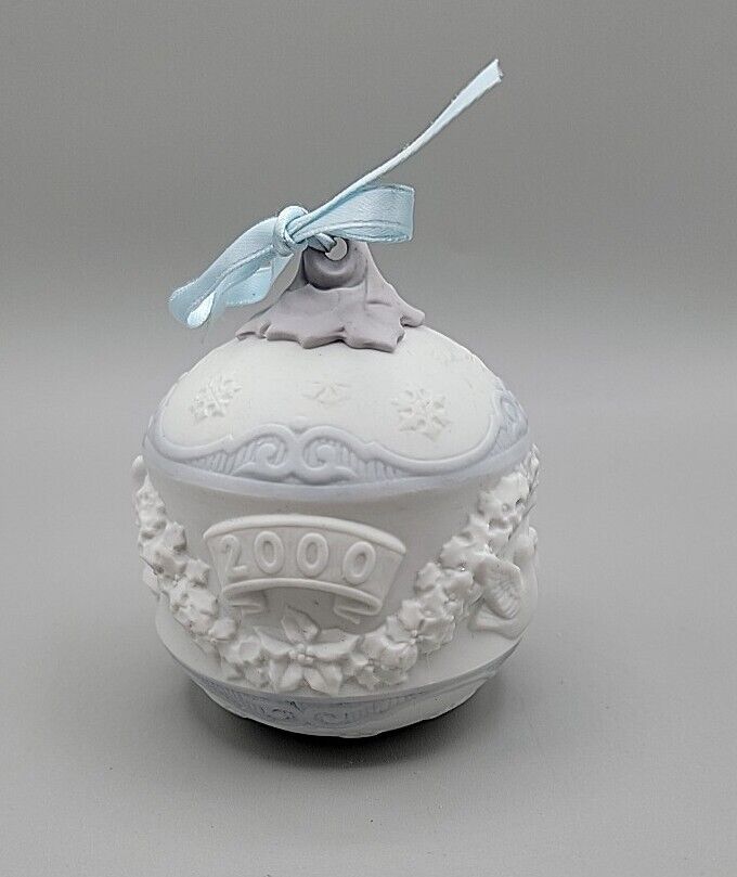 Vintage Lladro 2000 Christmas Ball Ornament Made In Spain Blue Purple 