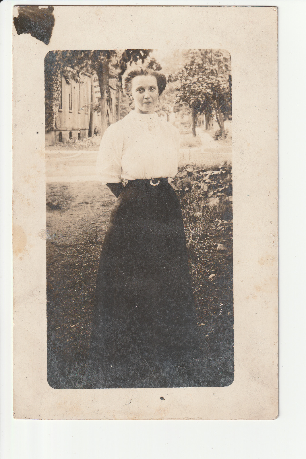 RPPC c1900s Victorian Lady Picture Photo Postcard Black & White UNPOSTED