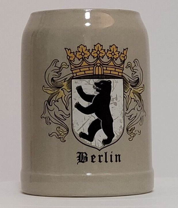 GRAY GERMAN STONEWARE BERLIN CREST .5L BEER STEIN MUG