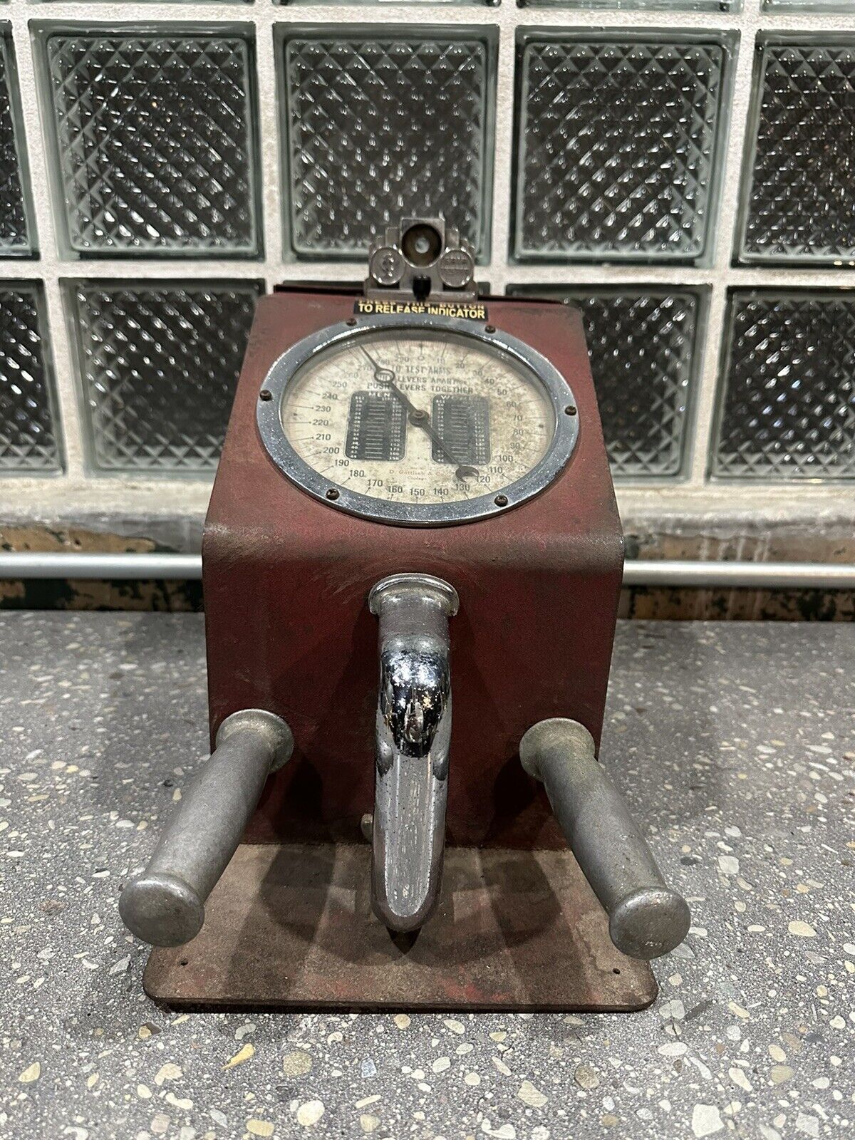 Vintage D. Gottlieb 1 Cent Coin Operated Grip Strength Tester  Machine~