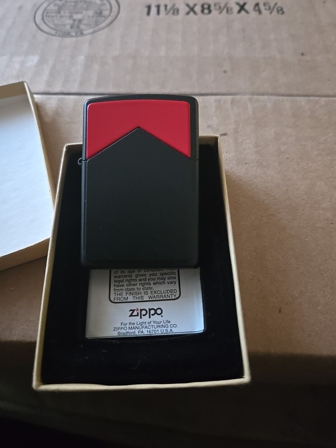 ZIPPO 1996 MARLBORO RED ROOF BLACK MATTE LIGHTER SEALED IN ZIPPO BOX 13M