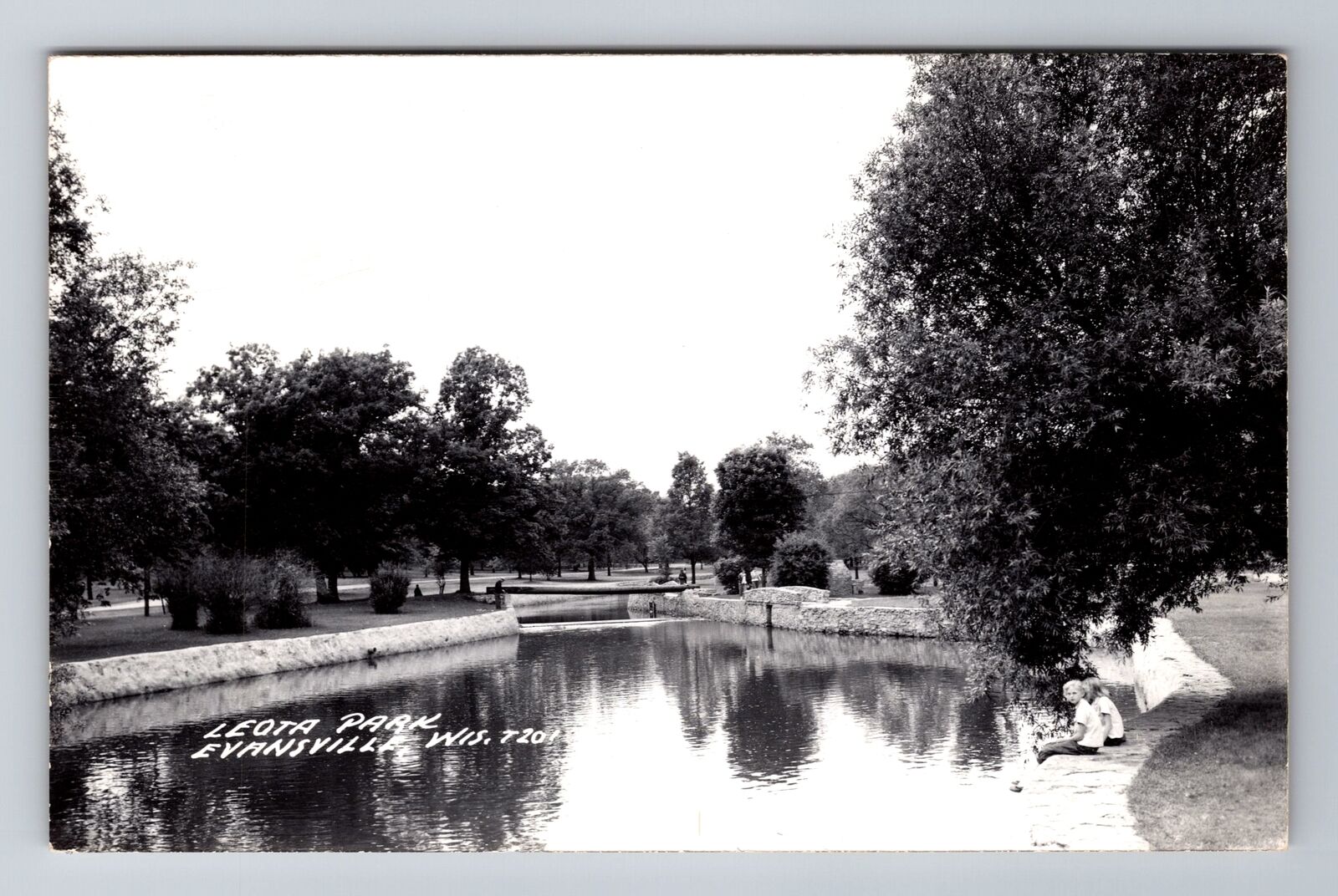 Evansville WI-Wisconsin, Leota Park, Antique, Vintage Souvenir Postcard