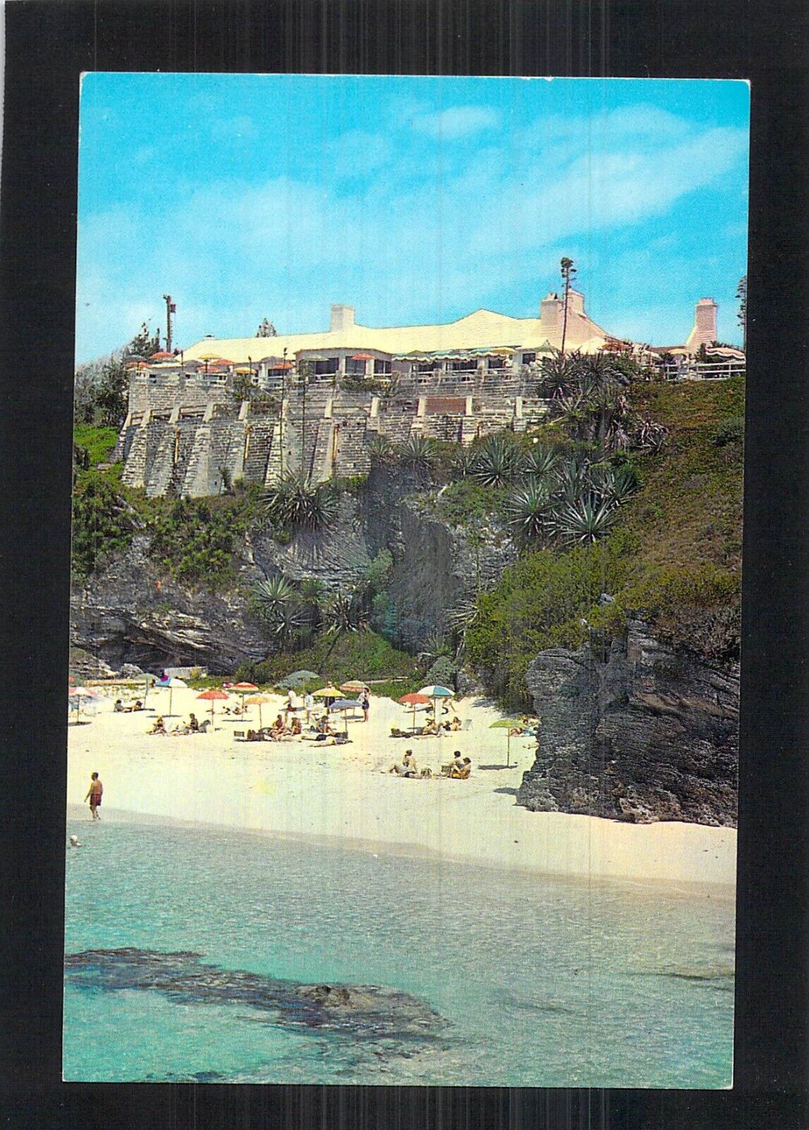 D4137 Bermuda Reefs Beach Club Southampton postcard