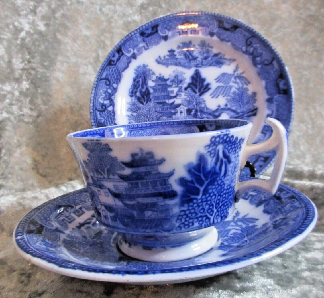 Vintage Tea Cup, Saucer & Dessert Plate Maling Newcastle on Tyne England