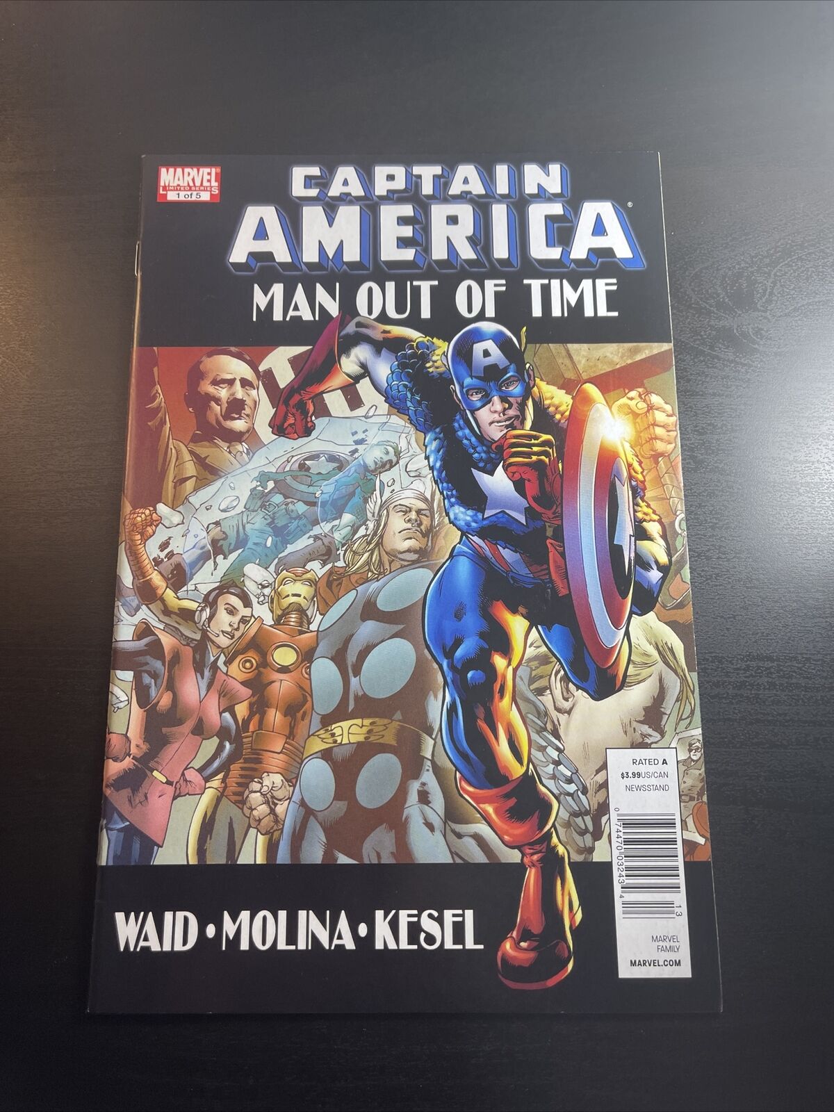 Captain America Man Out Of Time #1 (7.5 VF-) Newsstand Variant  - 2011