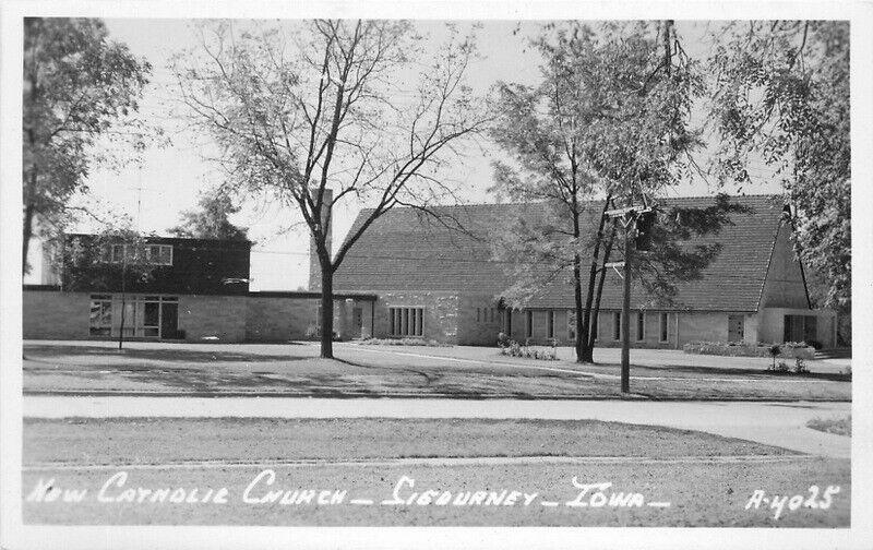 Iowa Sigourney 1940s New Catholic Church A-4025 RPPC Photo Postcard 22-10704