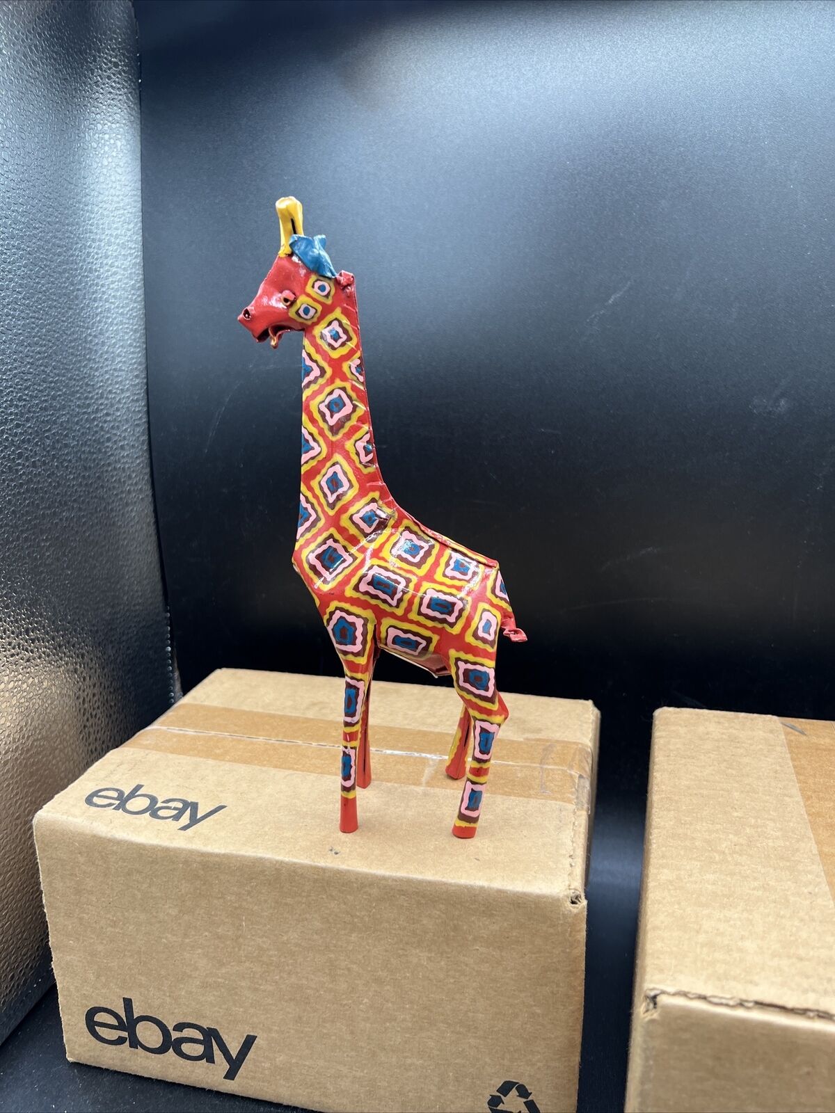 Decorative Metal Art African Giraffe Figurine Painted Tin Colorful  Zimbabwe