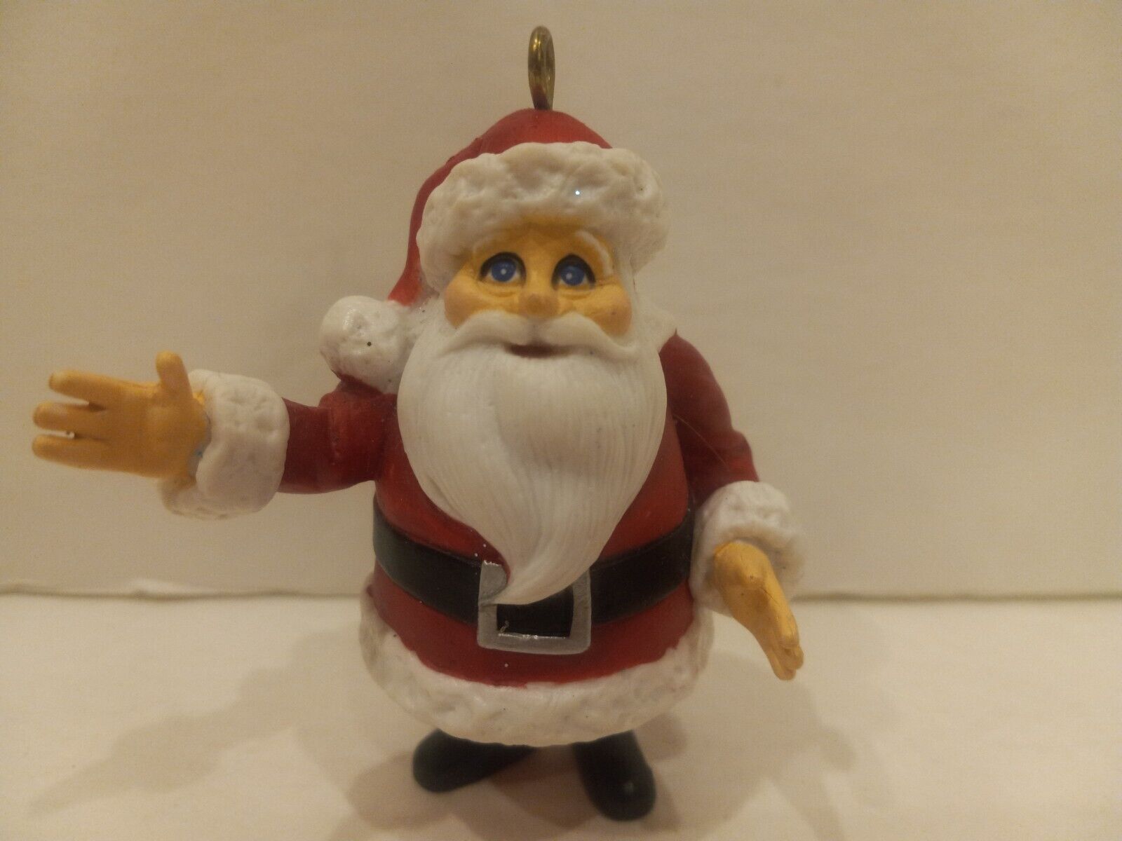 Playing Mantis Santa Claus Is Coming To Town keychain Ornament 2004
