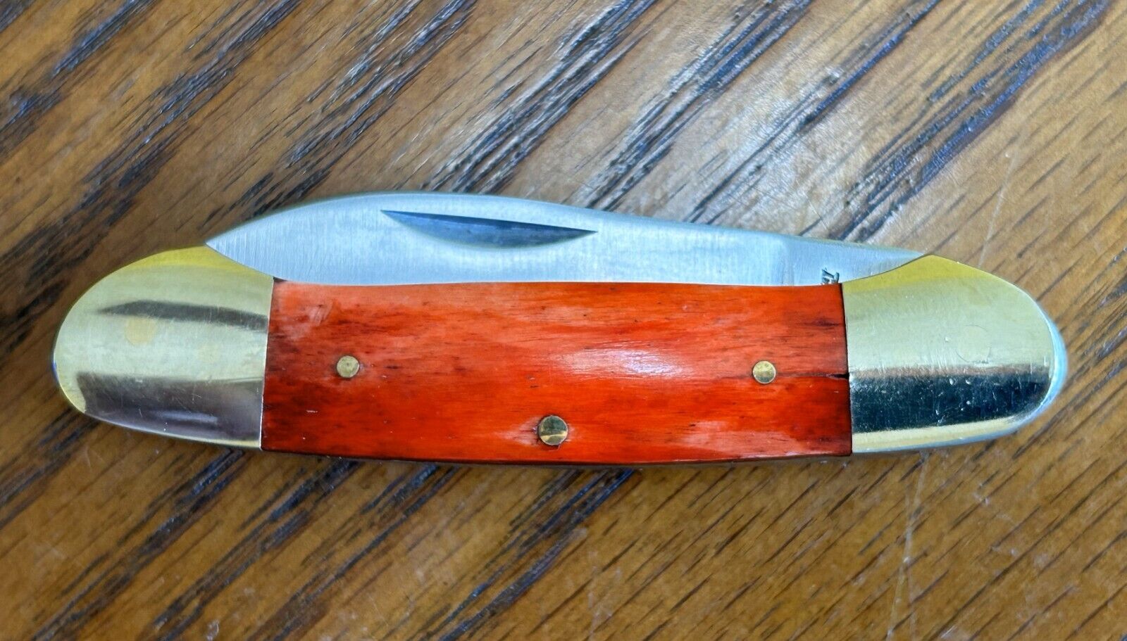 NIB Vintage Frost Cutlery Big Canoe Red Bone Pocket Knife - 3 3/4\