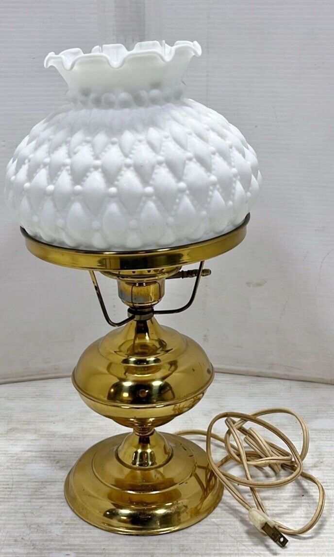 VINTAGE ALADDIN BRASS OIL LAMP WHITE FENTON? MILK GLASS GLOBE 1930’s Art Deco