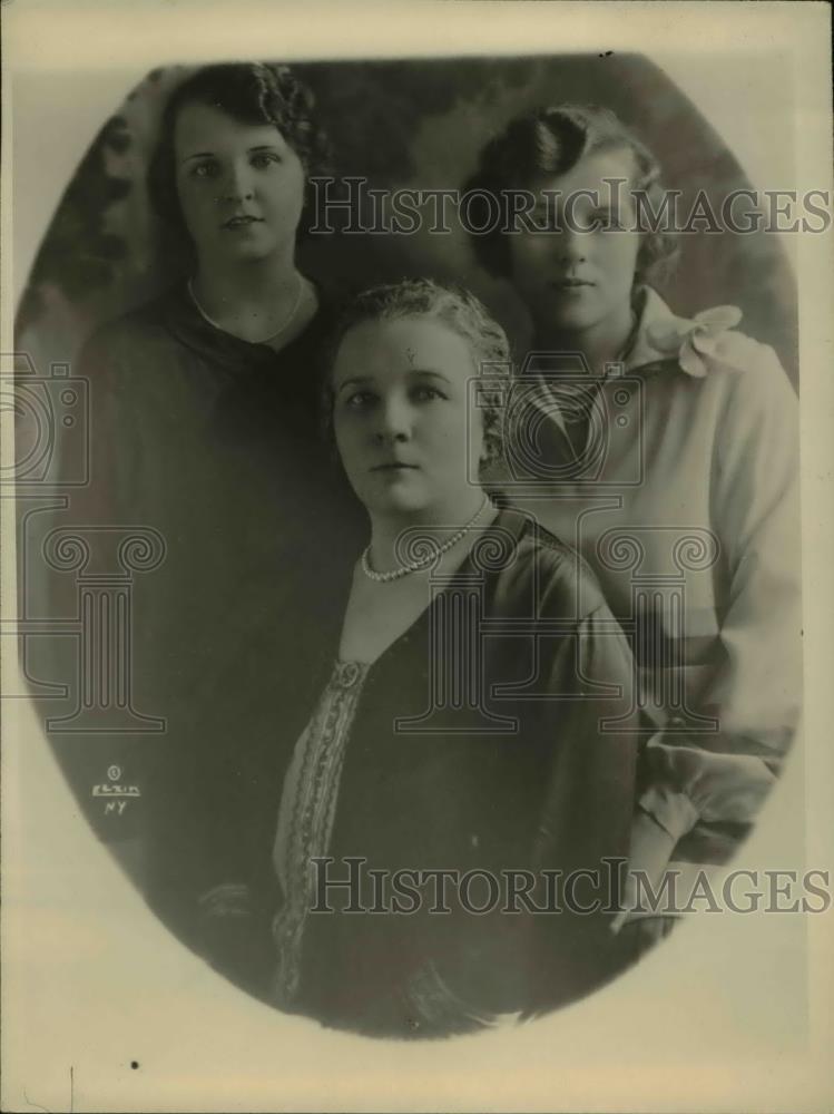 1937 Press Photo Marion Talley, mom Mrs Chas M Talley sister Florence