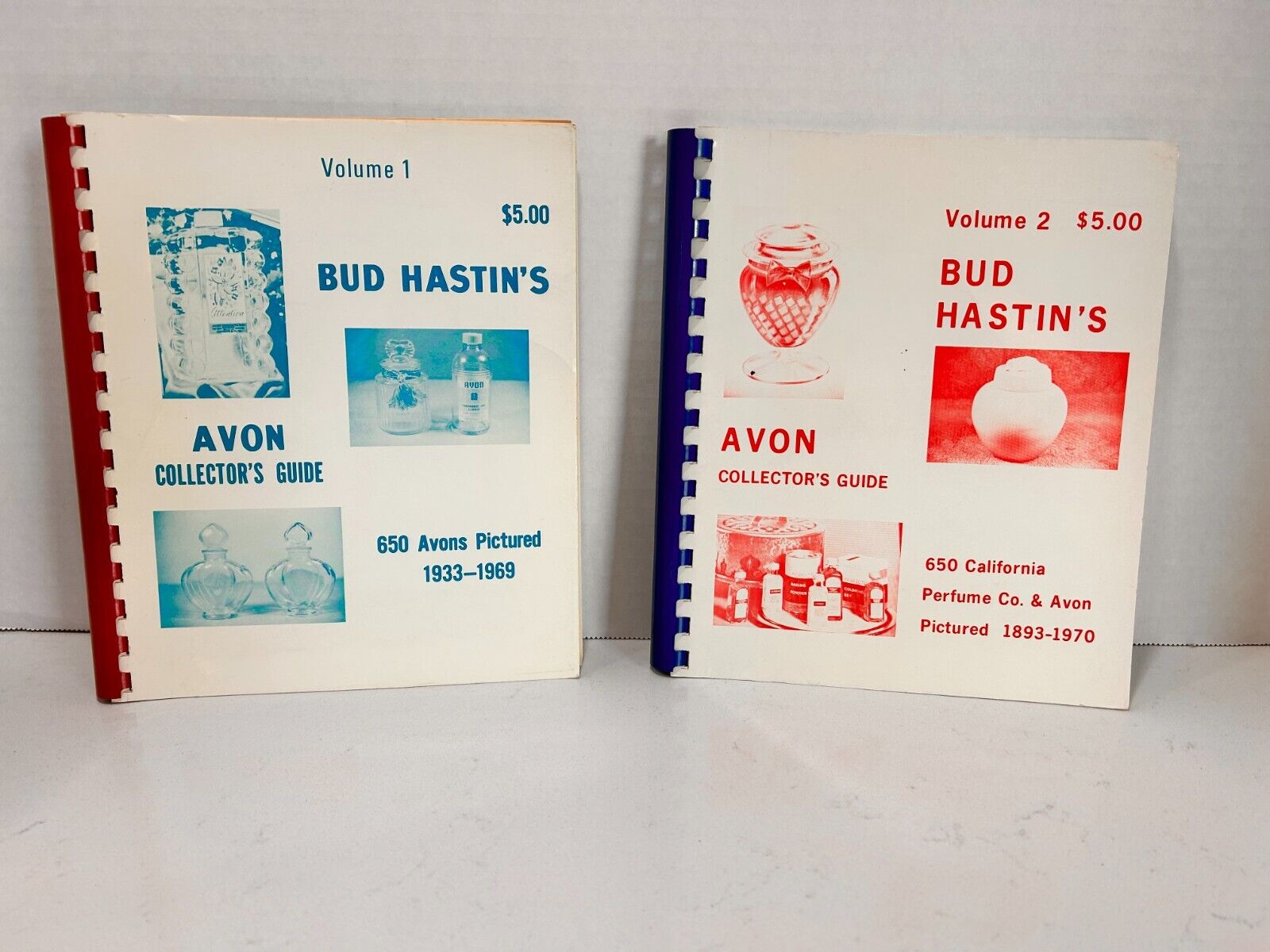 Vintage Bud Hastin\'s Avon Collector\'s Guide Volumes 1 & 2