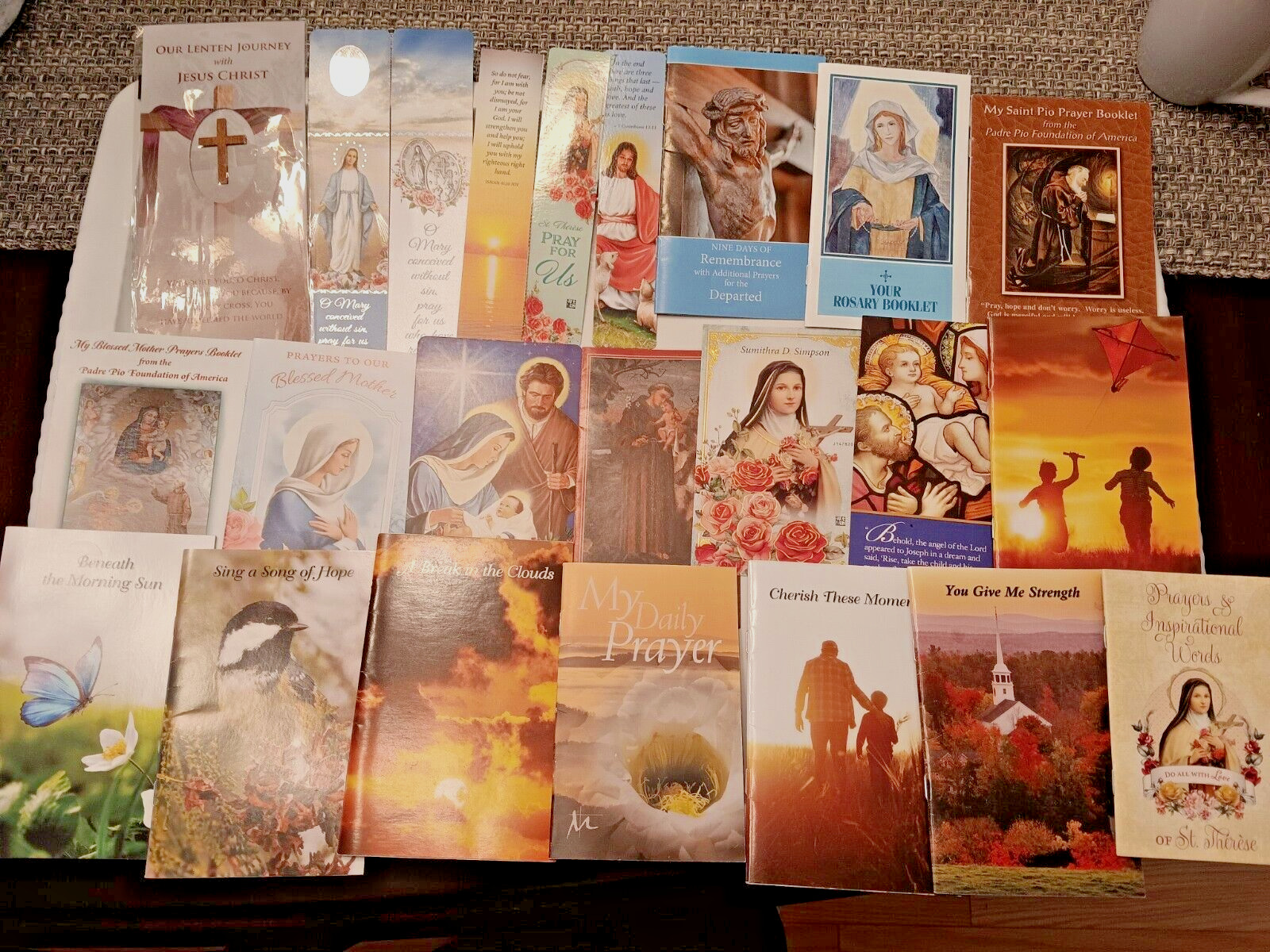 Lot Of 48 Religious Catholic Holy Prayer Cards & Booklets Ephemera