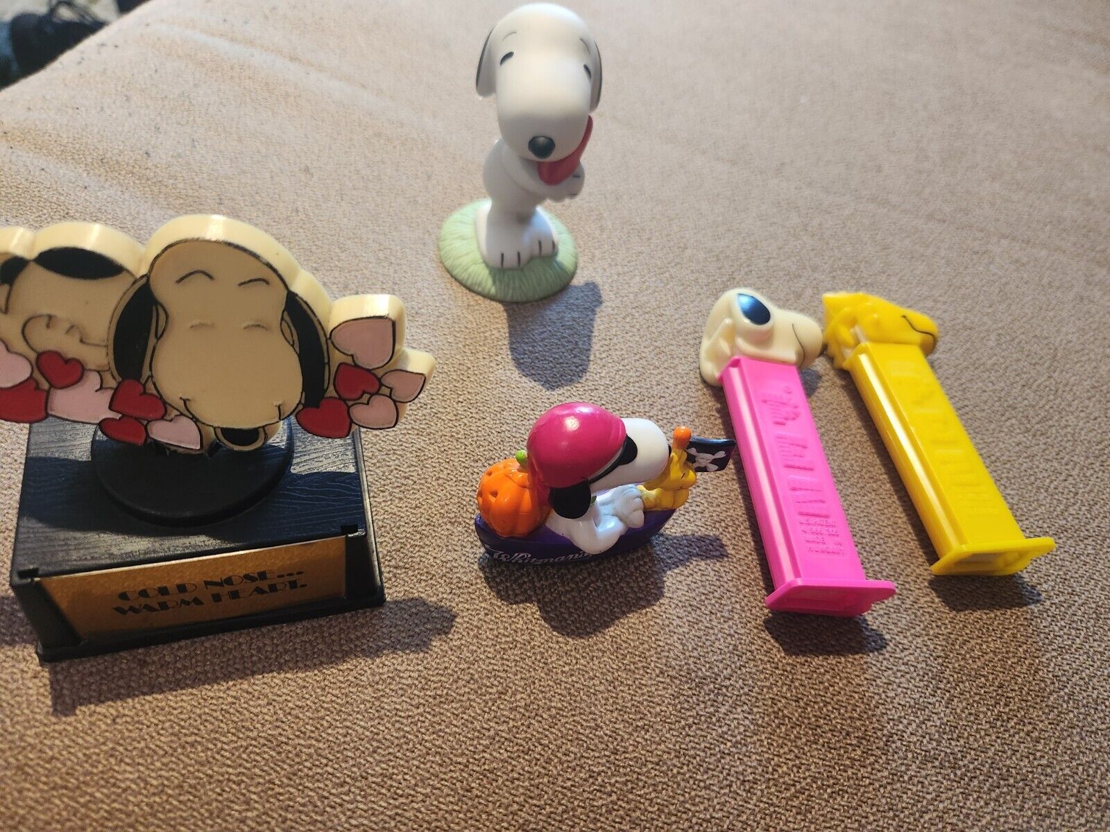 Selection Of Vintage Snoppy Collectibles Peanuts