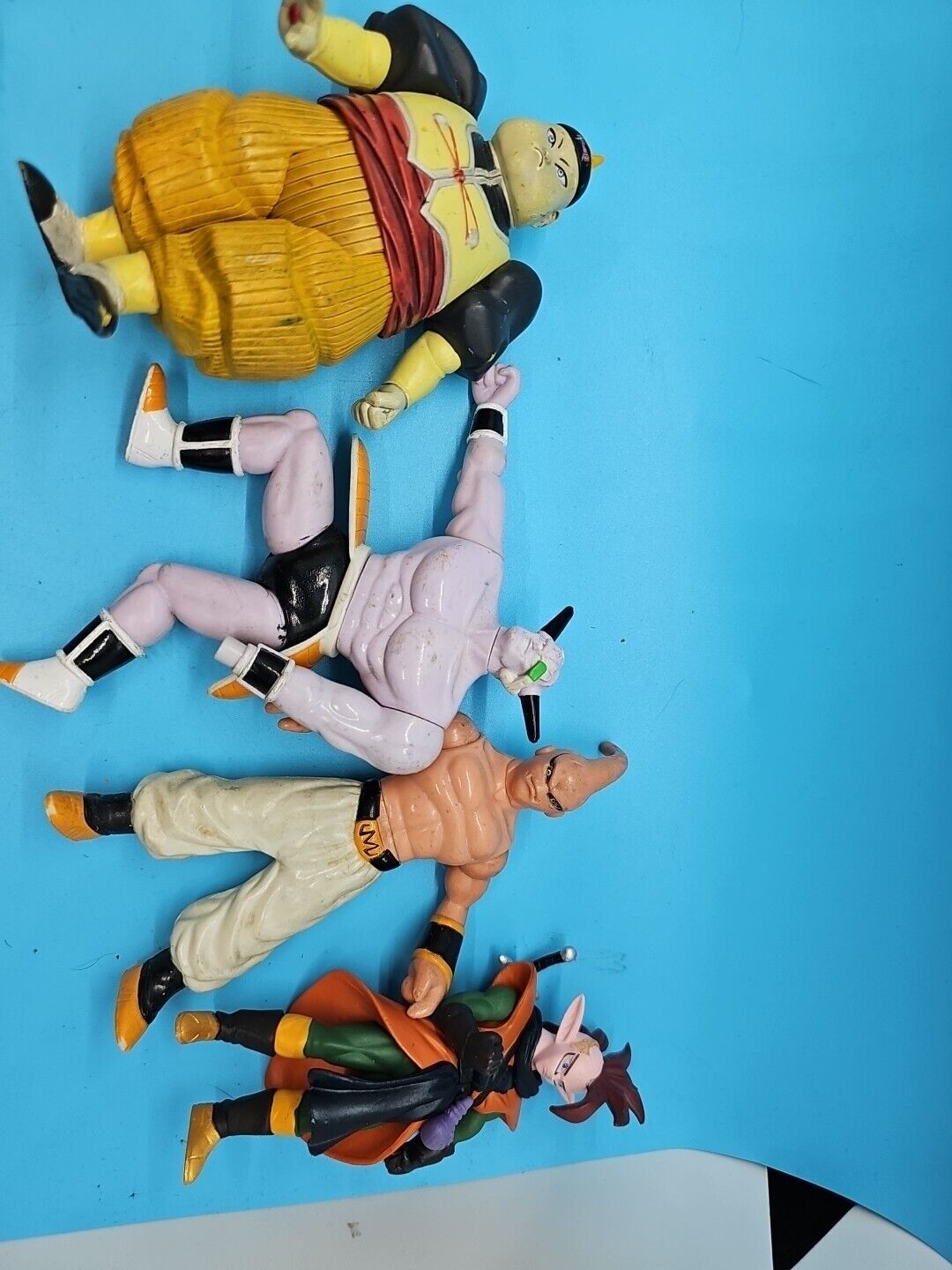 Lot of 4 Mixed Dragon Ball Z Figures 
