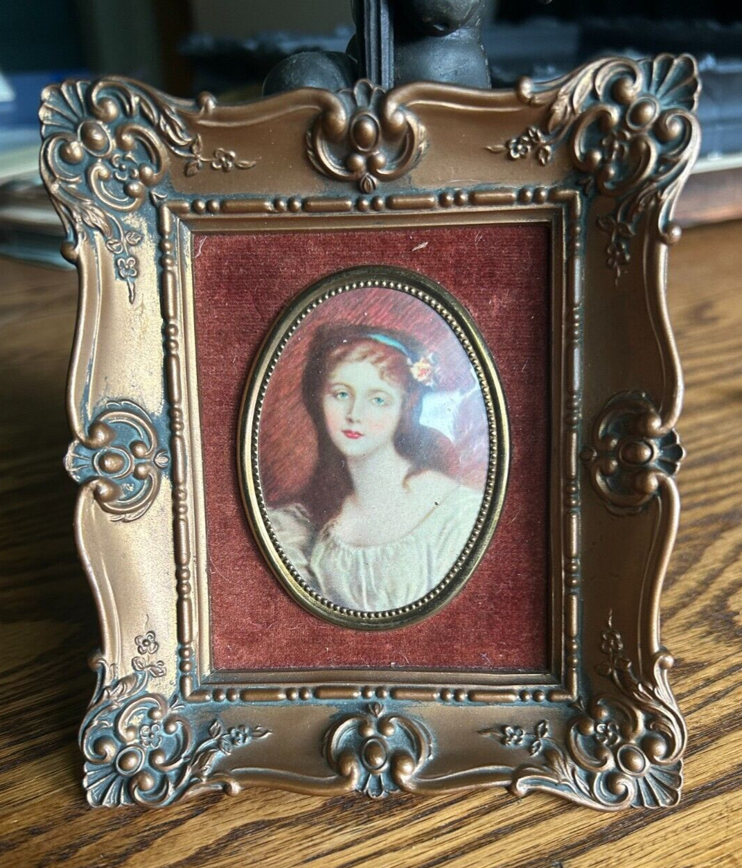 Vintage Cameo Oval Velvet Portrait of Young Lady