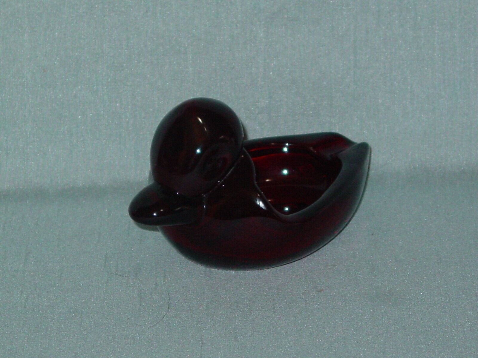 Vintage Duncan & Miller Ruby Red Duck Personal Ashtray