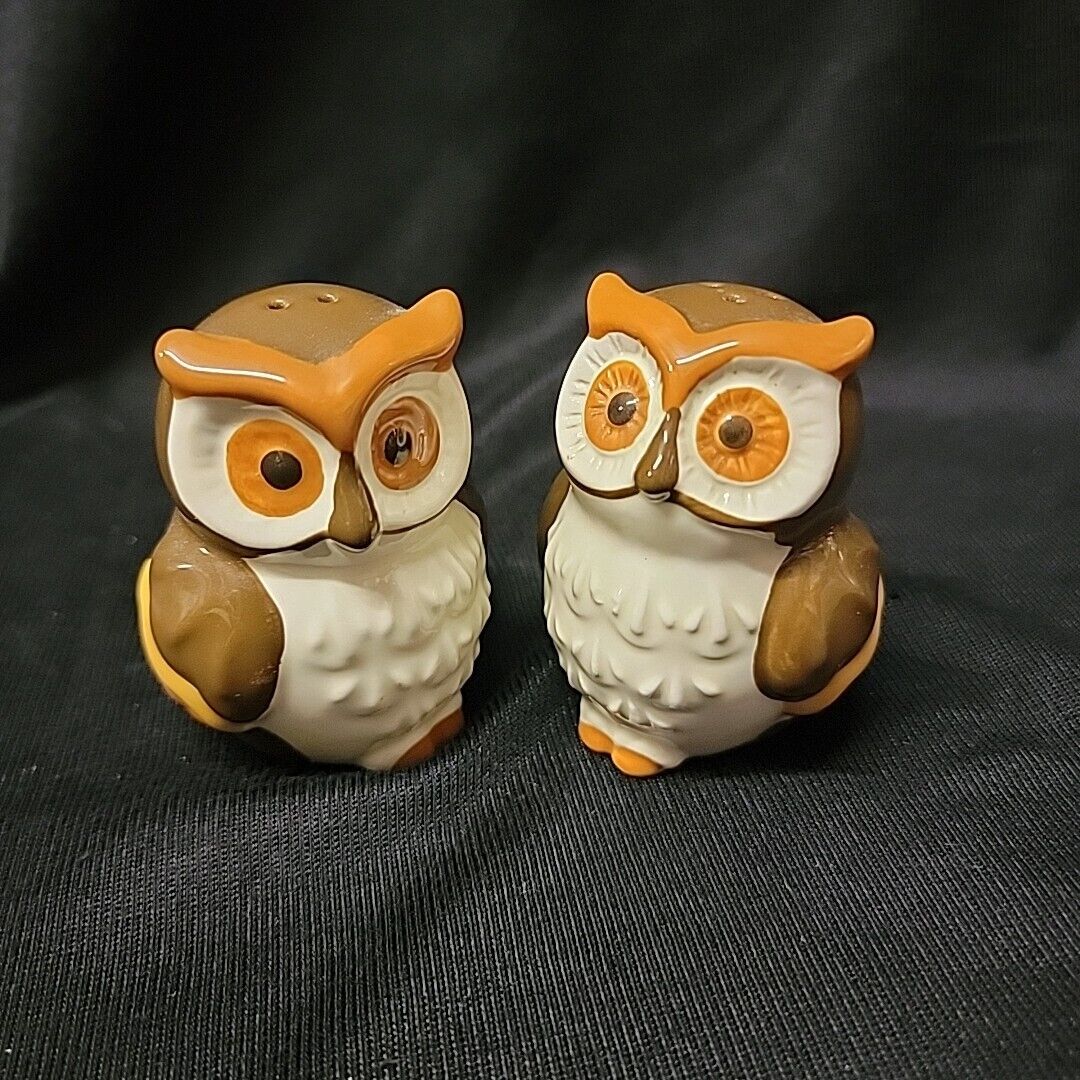 Cute Vintage Ceramic Hand Painted Unique Owl Salt And Pepper Shakers