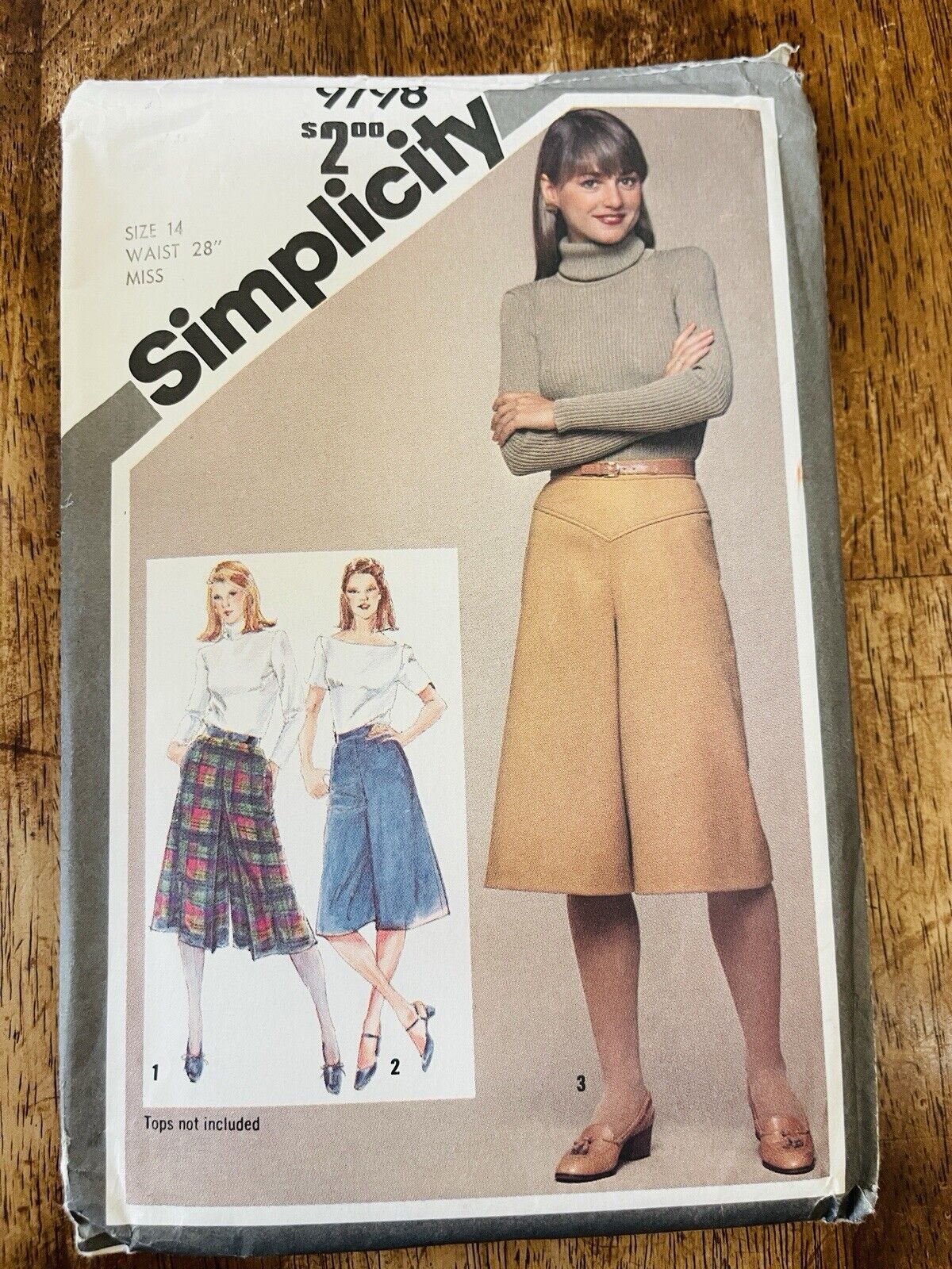 Vintage Simplicity Pattern 1980\'s Culottes Pants  #9798 UNCUT Size 14 Waist 28\