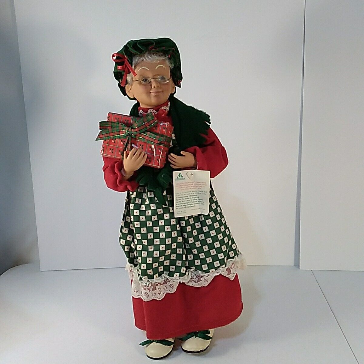 Christmas Grandmother Doll Vintage Holiday Decoration Cholidays Creations 16\