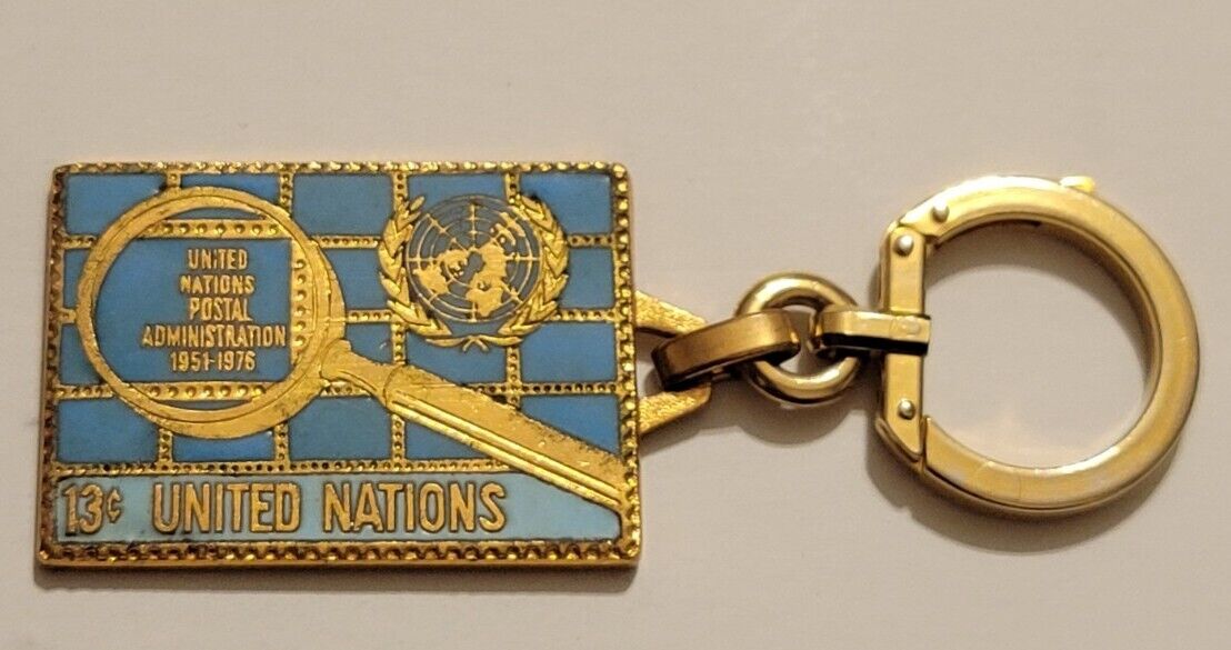 Rare Vintage UN UNITED NATIONS Postal Administration 1976 KEYCHAIN
