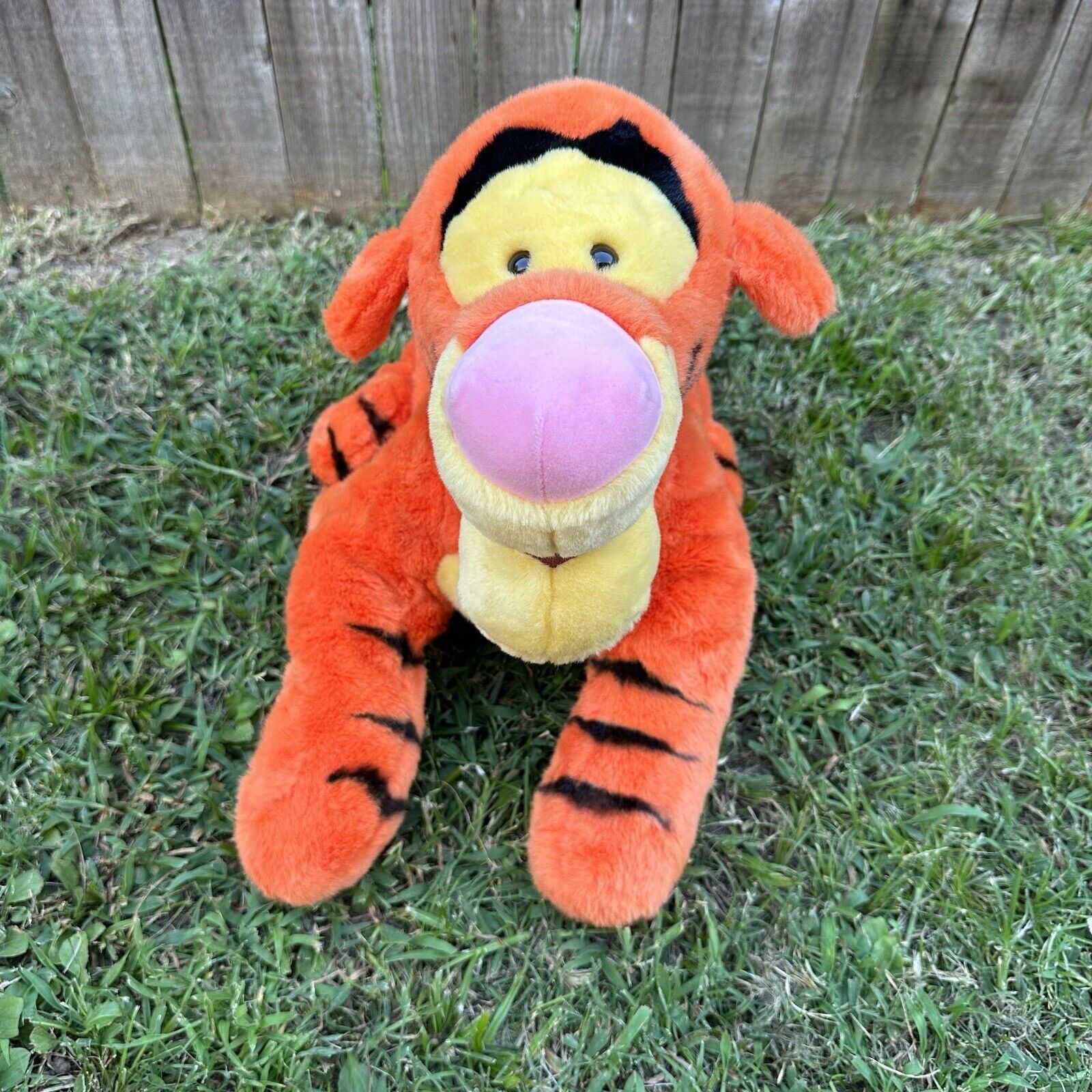 Disney Store Tigger Plush Winnie the Pooh Stuffed Animal 21\