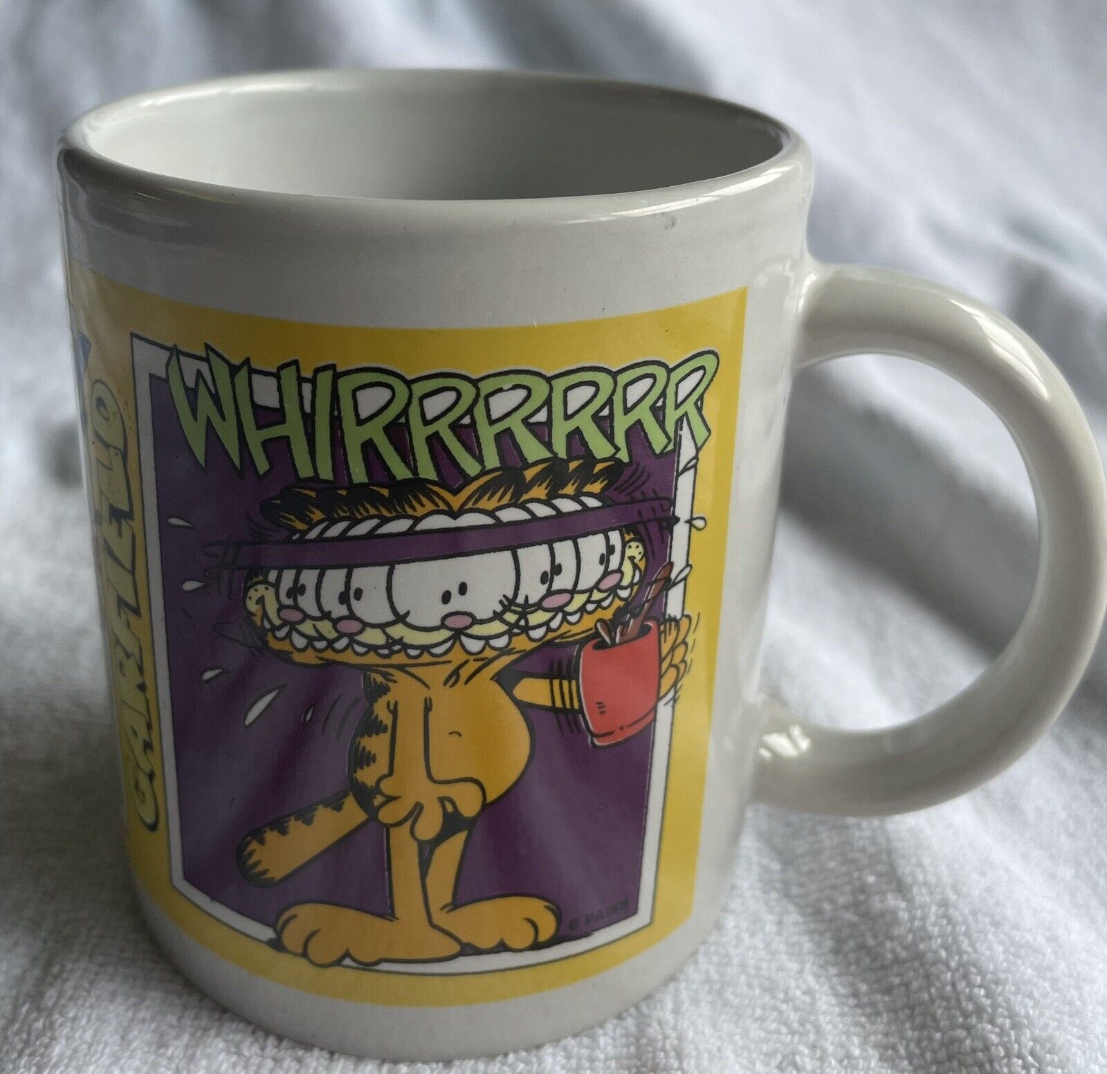 Garfield WHIRRRRRR Coffee Mug Tea Cup Vintage 2005 Yellow Blue Colorful