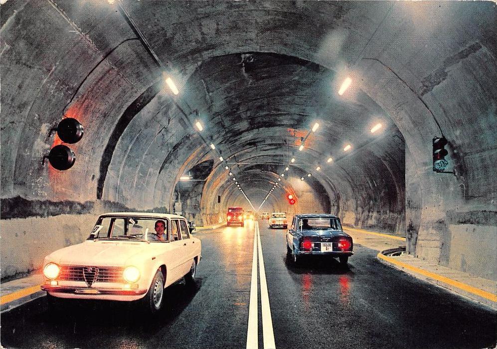 CPSM ITALY COURMAYEUR ENTREVES TUNNEL