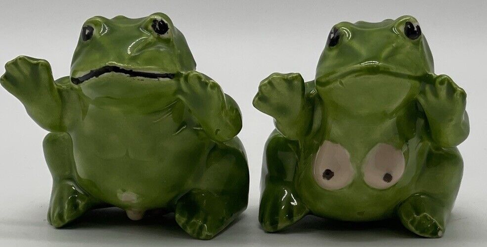 Vintage Anatomically Correct Male & Female Frog Figurines Novelty Humor Naughty