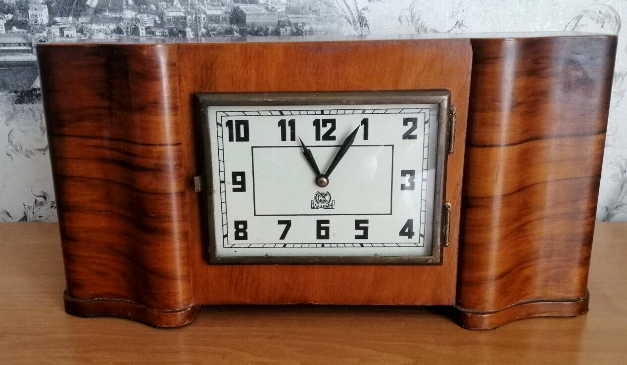 Vintage Soviet USSR table wooden clock with the fight of Vladimir. 
