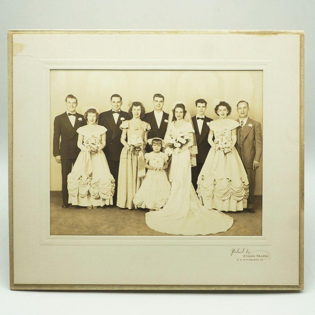 Vintage Black & White Photograph 1940\'s Wedding Portrait