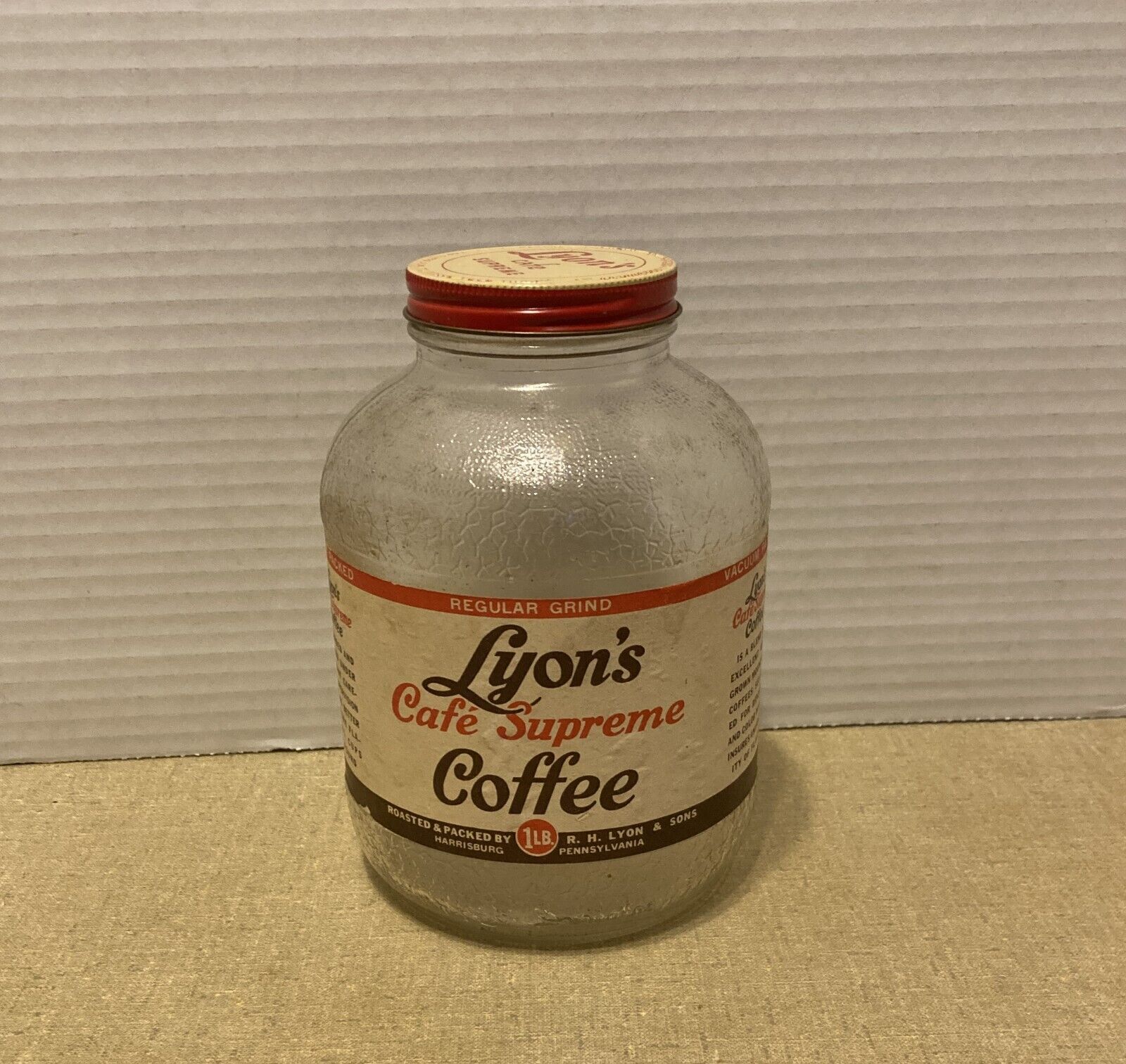 Vintage LYON\'S CAFE \'SUPREME Coffee 1 LB. Glass Jar Harrisburg, PA. Original Lid