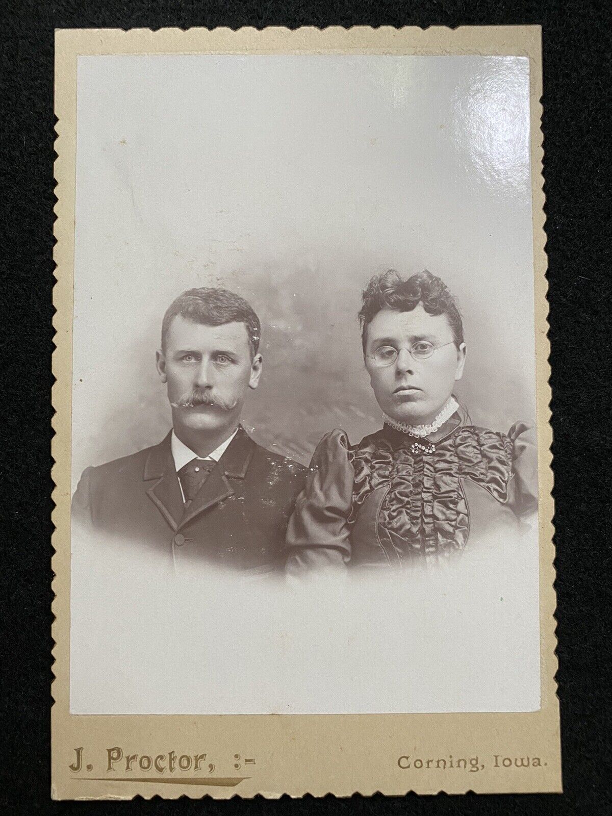 Corning Iowa IA Handsome Couple Antique Cabinet Photo